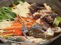 �J�E���^�[�ɒu���Ă�����Ɩ�؂̗���

AI �����R���e���c�͌����܂މ\��������܂��B