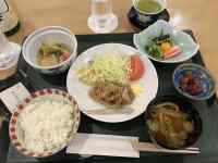 �e�[�u���̏�ɂ��邢���ȐH�ו�

AI �����R���e���c�͌����܂މ\��������܂��B