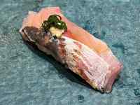 ��i, ����, ��, �H�i ���܂܂�Ă���摜

AI �����R���e���c�͌����܂މ\��������܂��B