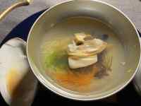 �J�b�v�ɓ����Ă���X�[�v

AI �����R���e���c�͌����܂މ\��������܂��B