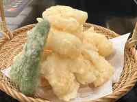 �M�̏�̗g����

AI �����R���e���c�͌����܂މ\��������܂��B