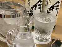 �e�[�u��, �H�i, ���K�l, ���� ���܂܂�Ă���摜

AI �����R���e���c�͌����܂މ\��������܂��B