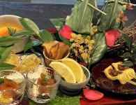 �e�[�u���̏�ɂ��邢���ȐH�ו�

AI �����R���e���c�͌����܂މ\��������܂��B