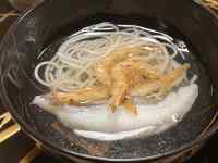 �H�i, ����, �e�[�u��, ���� ���܂܂�Ă���摜

AI �����R���e���c�͌����܂މ\��������܂��B