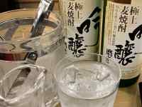 �J�b�v, �e�[�u��, �H�i, �K���X ���܂܂�Ă���摜

AI �����R���e���c�͌����܂މ\��������܂��B