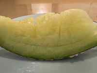 �t���[�c, ����, ����, �e�[�u�� ���܂܂�Ă���摜

AI �����R���e���c�͌����܂މ\��������܂��B