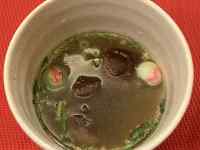 �{�E���̒��ɓ����Ă���X�[�v

AI �����R���e���c�͌����܂މ\��������܂��B