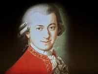 �ߗ�, �h���X, �V���c ���܂܂�Ă���摜

AI �����R���e���c�͌����܂މ\��������܂��B