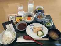 �e�[�u���̏�ɂ��邢���ȐH�ו�

AI �����R���e���c�͌����܂މ\��������܂��B