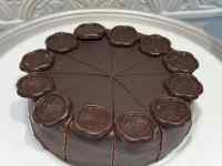 �e�[�u��, ����, �H�i, �t���[�c ���܂܂�Ă���摜

AI �����R���e���c�͌����܂މ\��������܂��B