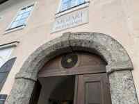 �����̊O��

AI �����R���e���c�͌����܂މ\��������܂��B