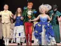 �h���X�𒅂ă|�[�Y���Ƃ�j������

AI �����R���e���c�͌����܂މ\��������܂��B