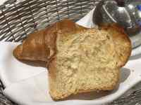 �M�̏�̃p��

AI �����R���e���c�͌����܂މ\��������܂��B