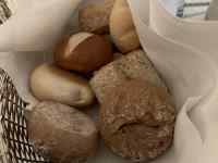 �H�i, �t���[�c, �h�[�i�c, ���� ���܂܂�Ă���摜

AI �����R���e���c�͌����܂މ\��������܂��B