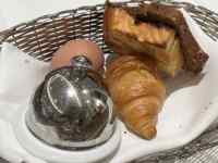 �M�̏�̐H�ו�

AI �����R���e���c�͌����܂މ\��������܂��B