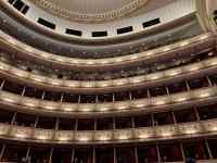 ����, �^���[ ���܂܂�Ă���摜

AI �����R���e���c�͌����܂މ\��������܂��B