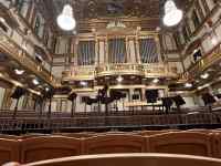 ����, �z�[��, ����, �}���� ���܂܂�Ă���摜

AI �����R���e���c�͌����܂މ\��������܂��B