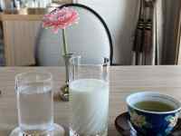 �K���X�̃R�b�v

AI �����R���e���c�͌����܂މ\��������܂��B