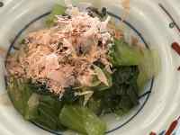 �M�̏�̓��Ɩ�؂̗���

AI �����R���e���c�͌����܂މ\��������܂��B