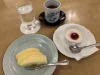 �M�̏�̗����ƃR�[�q�[

AI �����R���e���c�͌����܂މ\��������܂��B