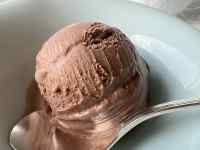 �H�i, �e�[�u��, ����, �f�U�[�g ���܂܂�Ă���摜

AI �����R���e���c�͌����܂މ\��������܂��B