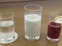 �r�[���̓������O���X

AI �����R���e���c�͌����܂މ\��������܂��B