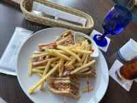 �M�̏�̗���

AI �����R���e���c�͌����܂މ\��������܂��B